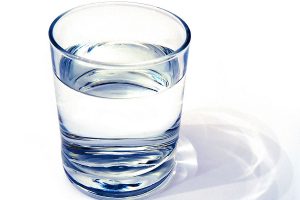 Evo zašto treba da pijete što više vode!