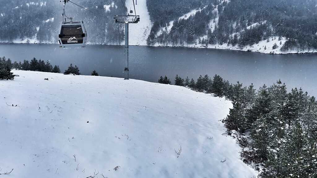 LET IZNAD ZLATNIH BOROVA: SVETSKA, A NAŠA, NAJDUŽA GONDOLA NA SVETU!