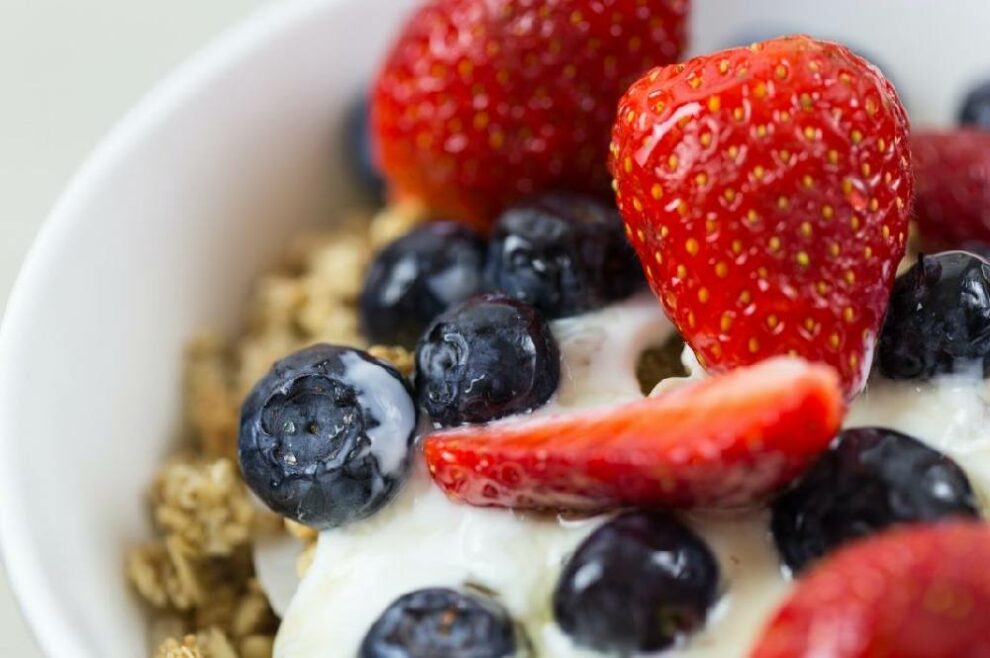 Ako želite da sprečite nadutost i ubrzate metabolizam, samo uvrstite ove namirnice u doručak svakog jutra!