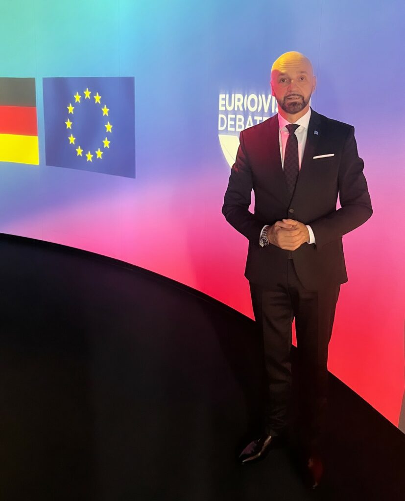 NJEGOVA REČ SE CENI U SVETU! Kojadinović učestvovao na debati i predstavljanju kandidata za predsjednika Evropske komsije u Berlinu!
