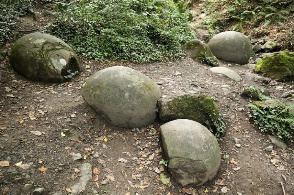 Najveće nalazište u Evropi, ali i najmisterioznije: Ove kamene kugle privlače pažnju celog sveta FOTO